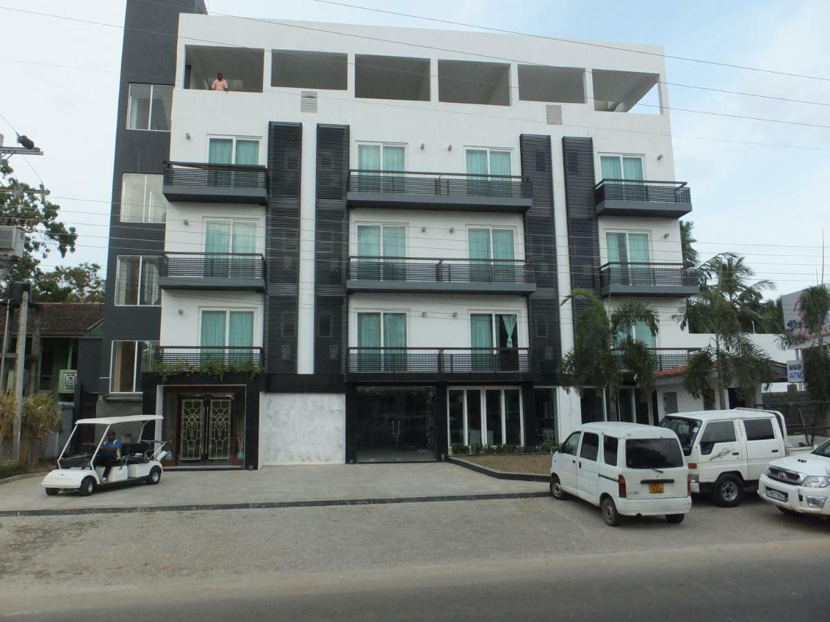เอิร์ล เรด ปัสซิกุทาห์ Hotel Passikudah ภายนอก รูปภาพ